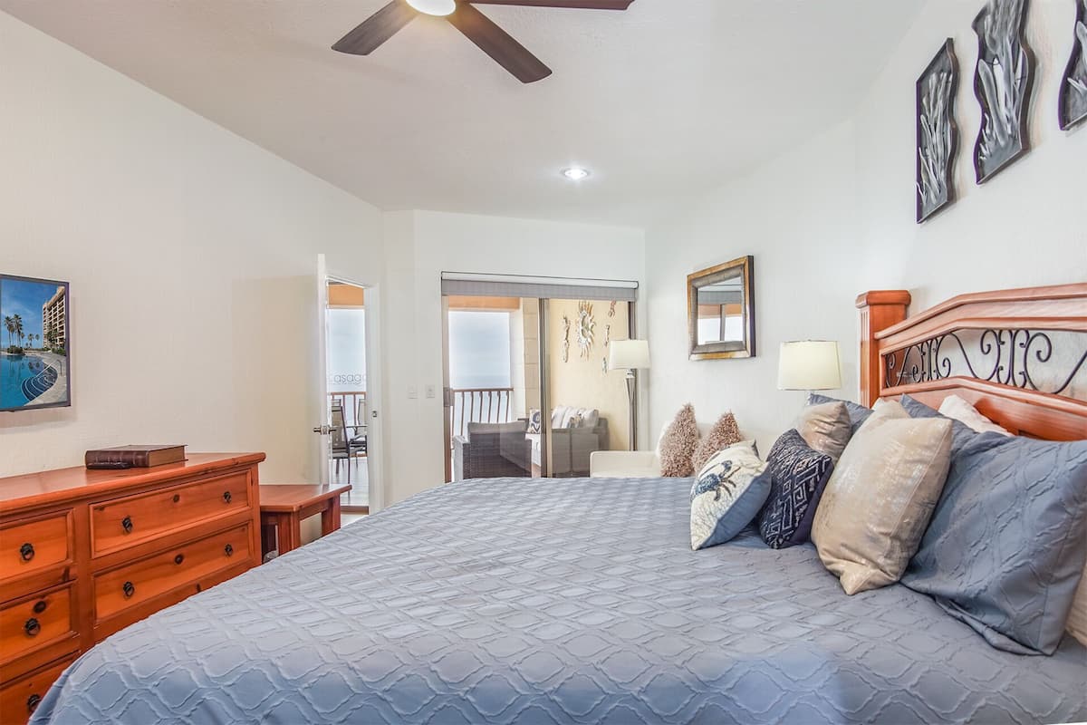 Condo, 2 Bedrooms, Sea View | Iron/ironing board, free WiFi, bed sheets