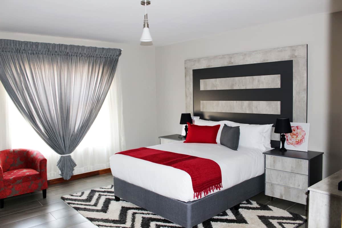 Egyptian cotton sheets, premium bedding, memory-foam beds, minibar