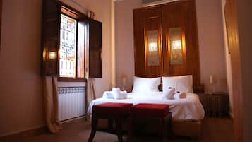 Deluxe Double Room | 1 bedroom, hypo-allergenic bedding, memory foam beds, in-room safe