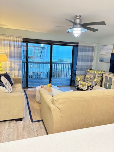Oceanfront Getaway-Carolina on My Mind