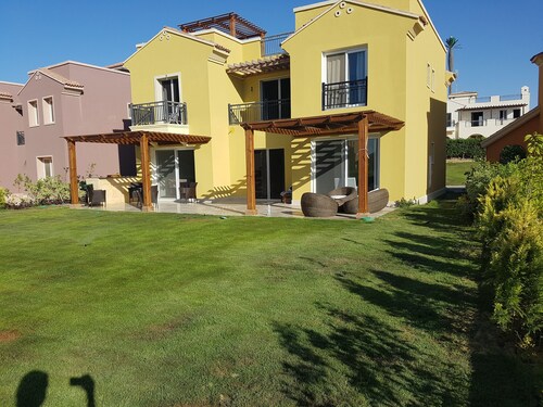 Diplomats Villa at Diplo4 MV Rass El Hekma
