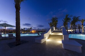 5 outdoor pools, pool umbrellas, pool loungers - Diplomats Villa at Diplo4 MV Rass El Hekma (El Dabaa)