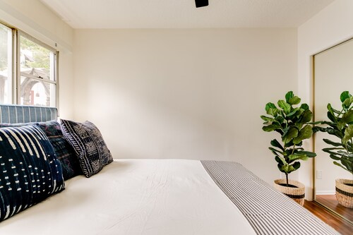 シックハリウッドヒルズホーム