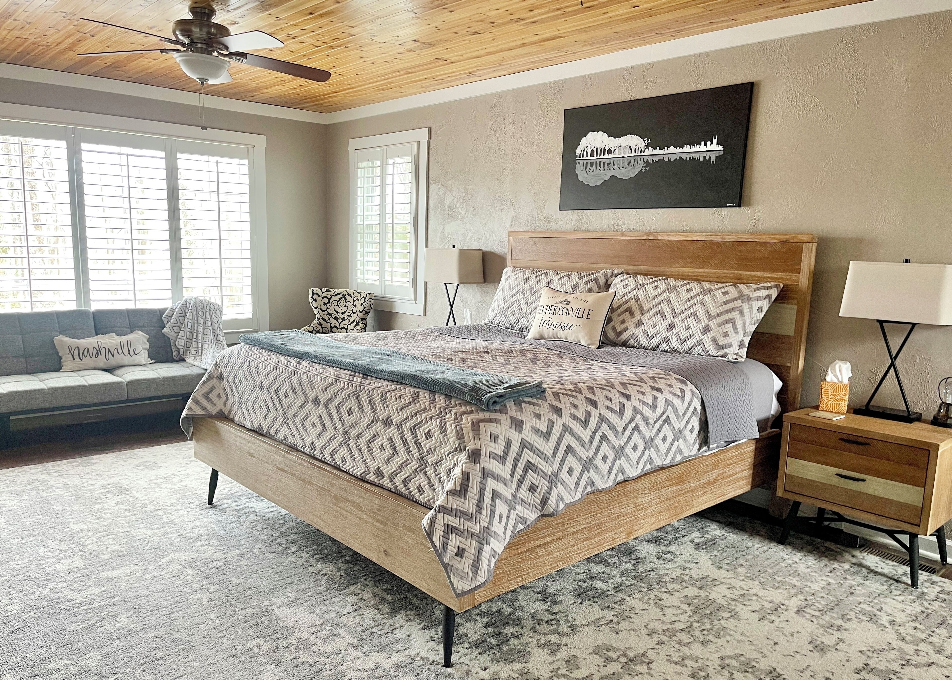 1 多间卧室、熨斗/熨衣板、免费 WiFi、床单