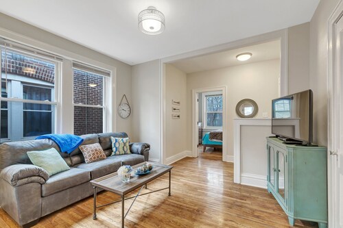 Luxury Condo down the street from Tower Grove Park