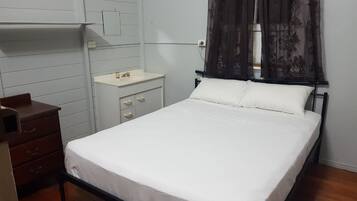 Basic Double or Twin Room, 1 Double Bed