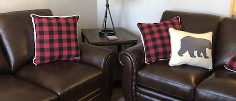 Televisie en een open haard