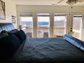 4 chambres, fer et planche à repasser, Wi-Fi, draps fournis