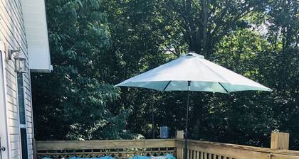 Stunning Lake House with view of Dale Hollow lake