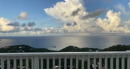 Gorgeous Ocean Views; Near 3 Beaches; Pet-Friendly; Free Wifi, Parking, Laundry