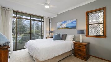 3 bedrooms, iron/ironing board, WiFi