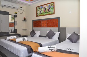 Ropa de cama hipoalergénica, escritorio y wifi gratis 