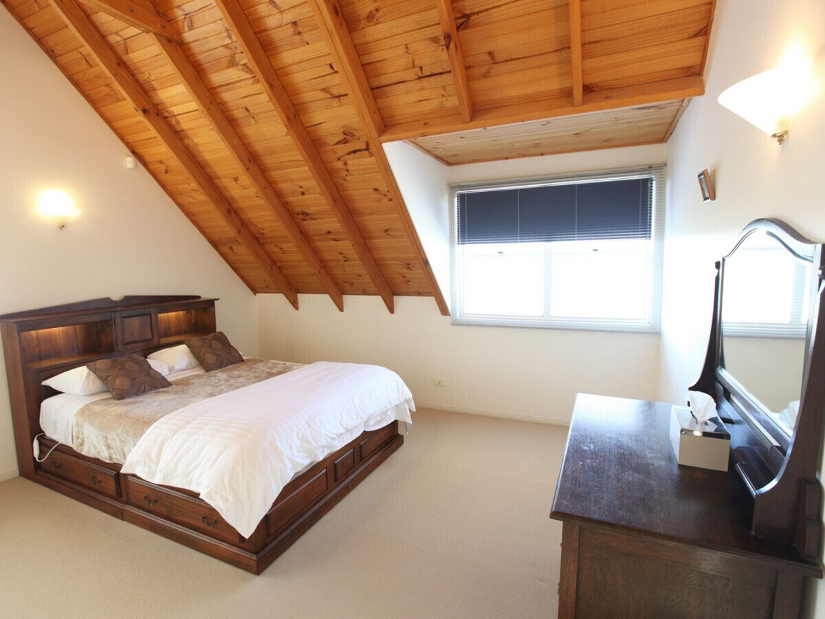 Location of wine country in the central Hunter Valley — image 5