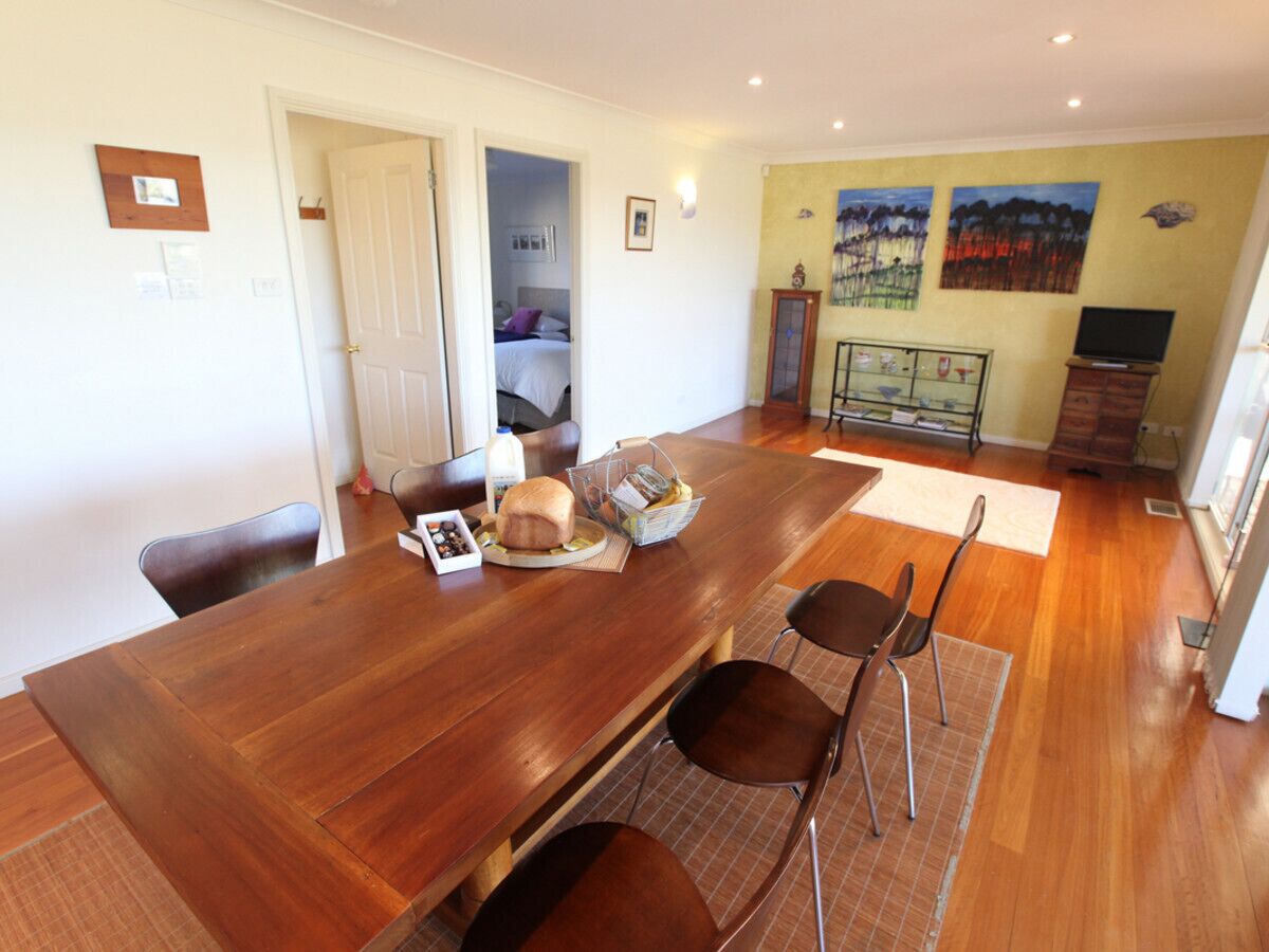 Location of wine country in the central Hunter Valley — image 9