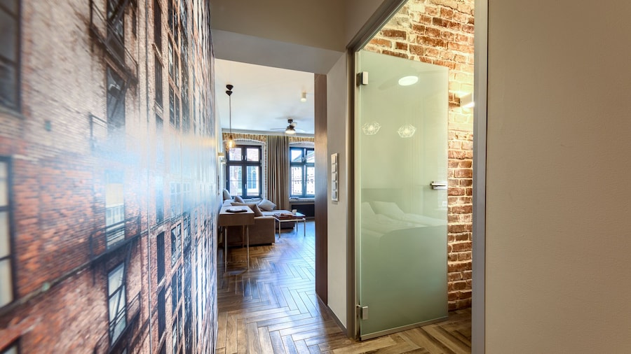 2-3 APARTMENTS Old Town