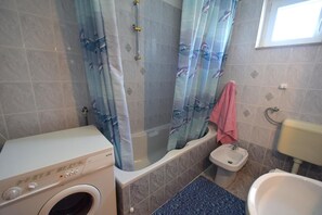 Apartment, 3 Bedrooms | Bathroom | Bidet, towels, soap, toilet paper - Three Bedroom Apartment Pinezic (Krk)