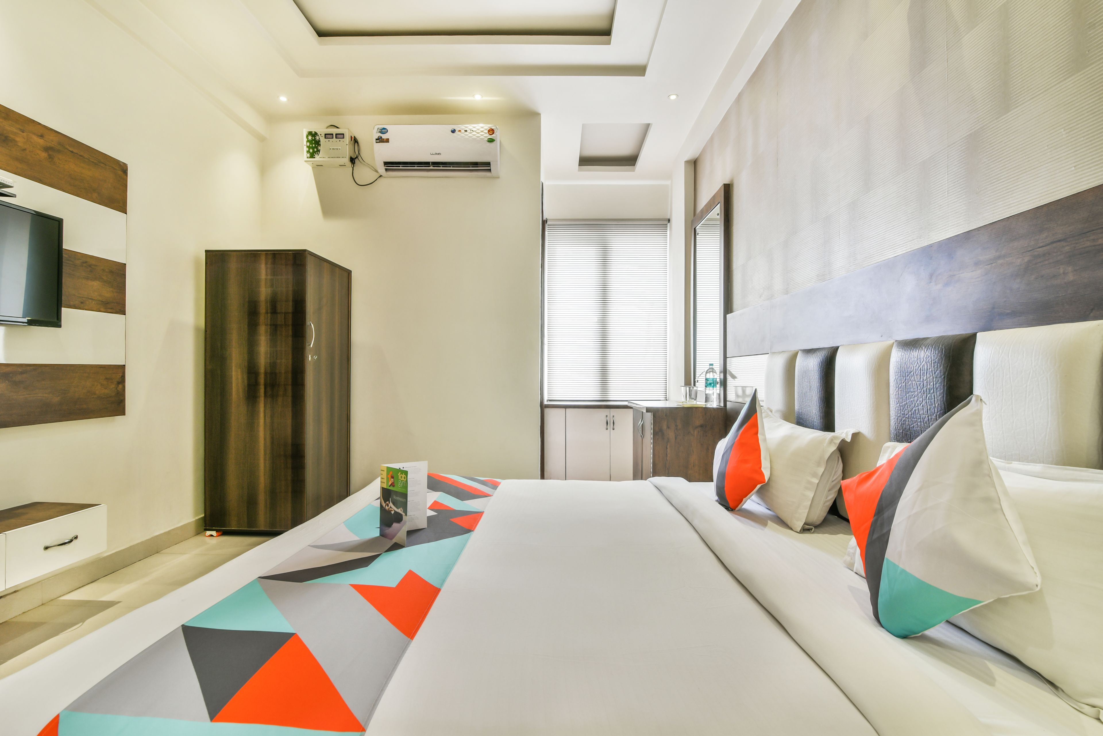 deluxe room, 1 double bed | desk, rollaway beds, free wifi