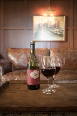 Interior - Daylesford Hotel (Daylesford)