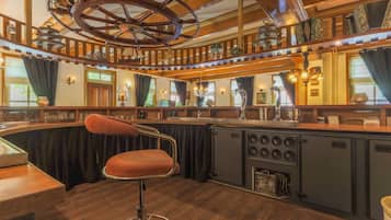 Bar (en la propiedad)