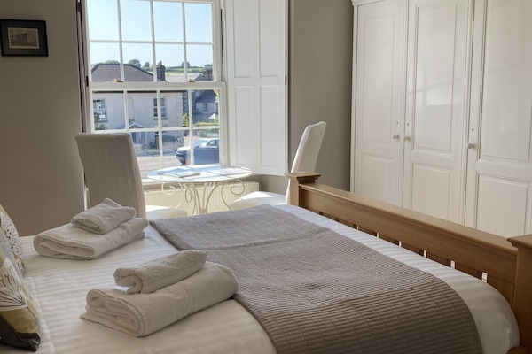 Superior Double Room, Ensuite (Baileys) | In-room safe, blackout drapes, iron/ironing board, free WiFi