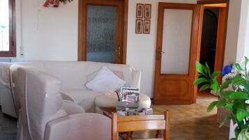 Interni
