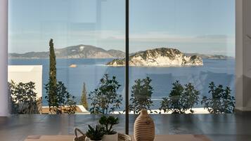 Luxury Studio Suite, Private Pool, Sea View (Feather) | Living area | Smart TV, Netflix, table tennis