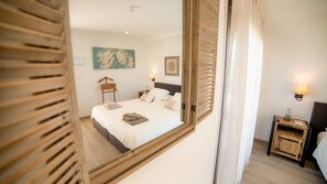 Quarto casal standard (Malbec) | Frigobar, cofres nos quartos, individualmente decorados