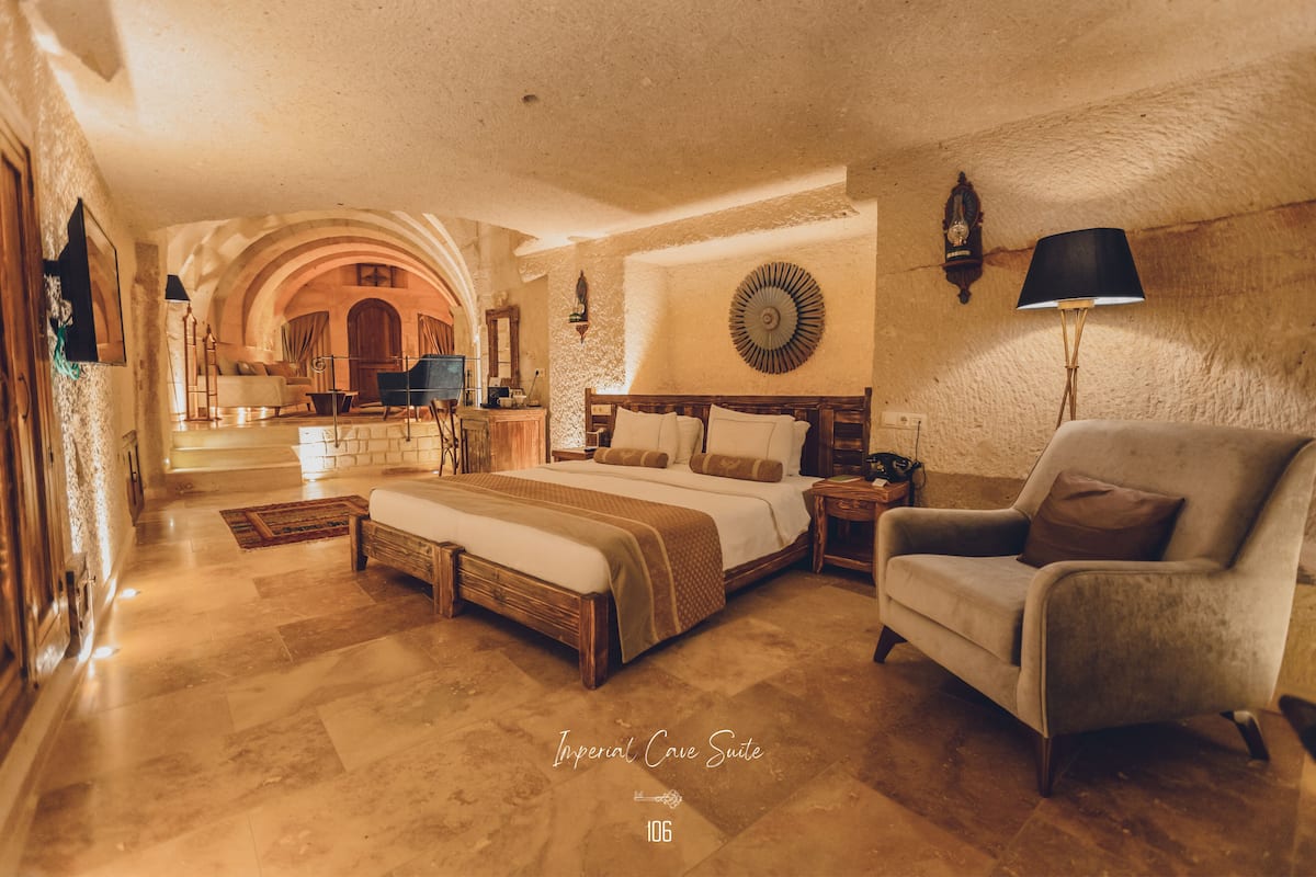 Imperial Cave Suite | 1 camera, lenzuola Frette, biancheria da letto di alta qualità, minibar