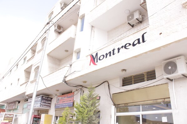 Front of property - ALSULTAN HOSTEL (Wadi Musa)