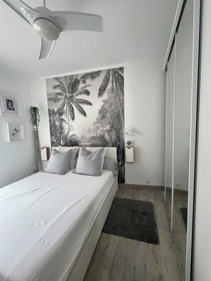 1 bedroom, iron/ironing board, free WiFi, bed sheets
