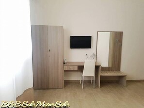 Minibar, escriptori i habitacions insonoritzades 