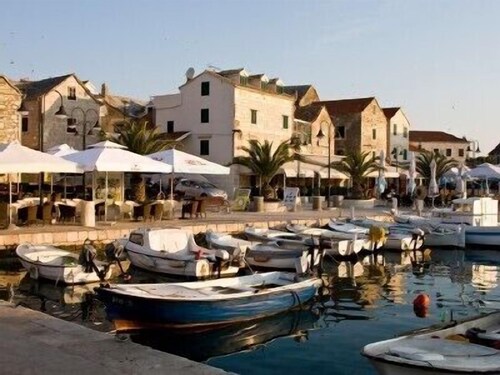 Luxurious Penthouse with Wonderful Sea and Old Town View