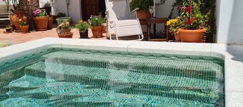 Casa Alta is een elegant gerestaureerd huis in het natuurpark Subbética