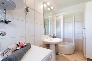 Hair dryer, towels