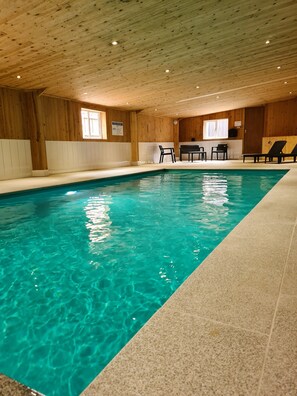 Piscine couverte, piscine chauffée