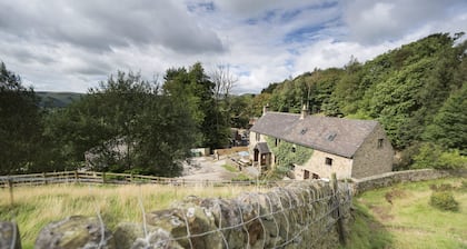 Fantastischer Panoramablick, schönes Peak District Cottage mit Innenpool