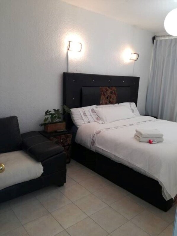 2 camere, ferro/asse da stiro, accesso a Internet, lenzuola