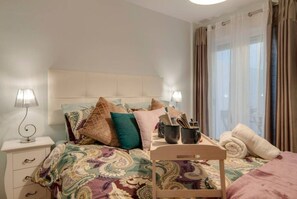 2 bedrooms, iron/ironing board, Internet, bed sheets - THE CAPRICHO DE MARÍA. 50 M. from the beach NETFLIX, WIFI (Fuengirola)