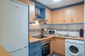 Microwave, coffee/tea maker, cookware/dishes/utensils