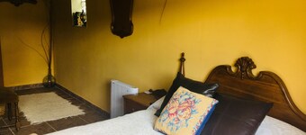 Buxo Rural Cottage - Ribeira Sacra. Full rental