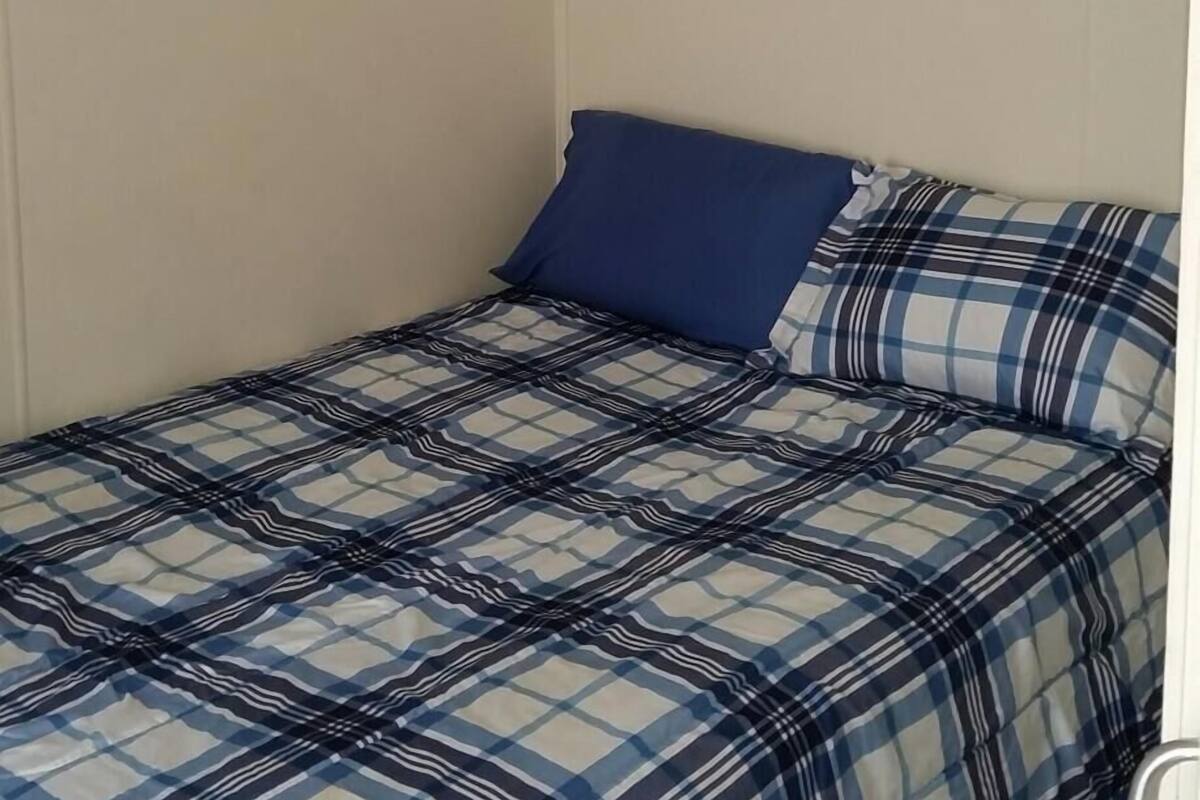 Economy Mobile Home, Multiple Beds | WiFi (free), bed sheets