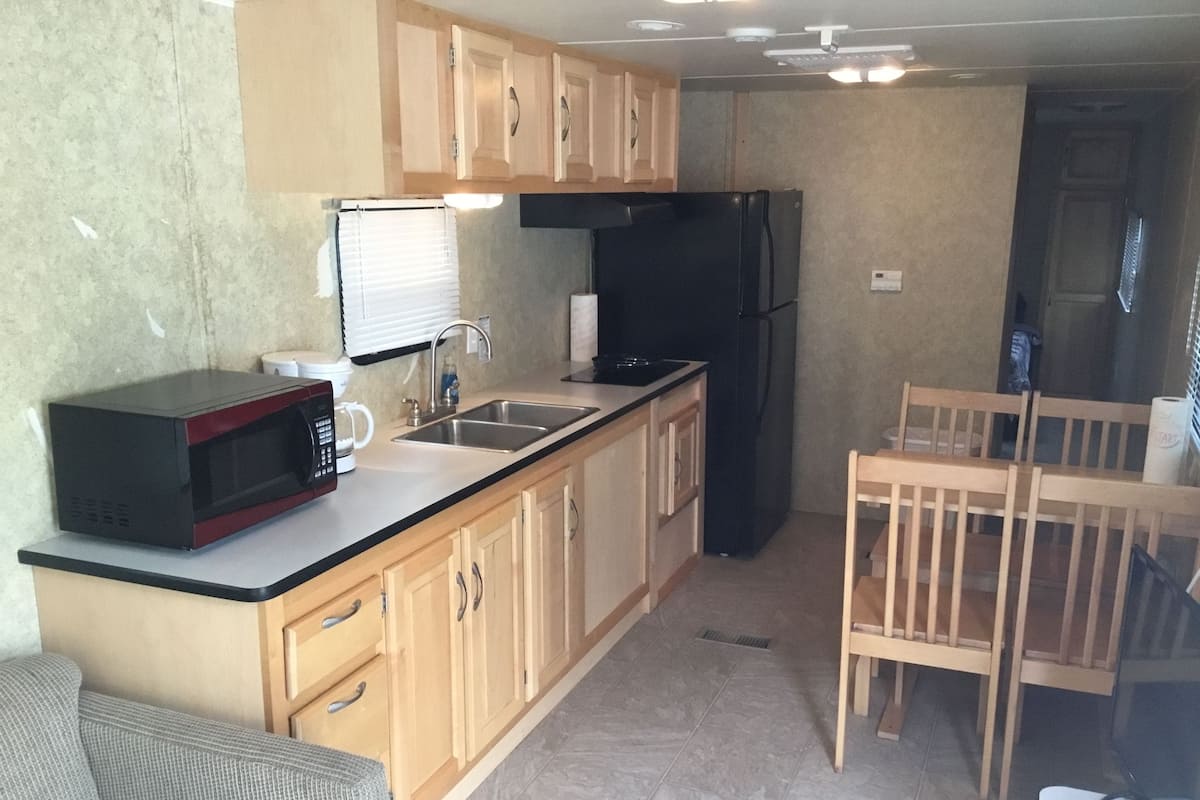Classic Mobile Home, Multiple Beds | Microwave