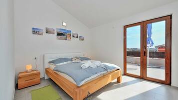 3 soverom, strykejern/-brett, wi-fi og sengetøy