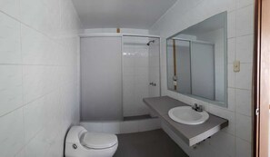 Savon, shampoing, papier toilette