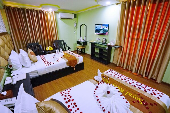 Kamar Double atau Twin Superior | Minibar, brankas, meja kerja, dan Wi-Fi gratis