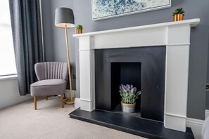 Interior - 123 Nunnery Lane - sleeps 3 guests  in 1 bedroom (York)