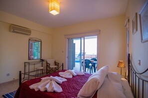 Villa, 3 habitaciones | 3 habitaciones, insonorización y tabla de planchar con plancha 