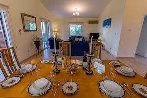 Villa, 3 Bedrooms | In-room dining - Maritsa Villa (Neo Chorio)