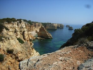 Sun-loungers - This new house with a view of the sea is perfect all-year round (Quatrim do Norte)