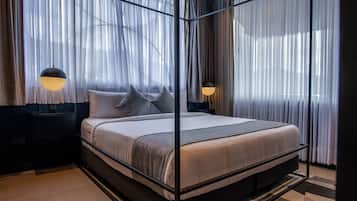 Master Suite Black | 1 間睡房、高級寢具、羽絨被、特厚豪華床墊